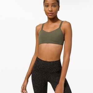 NWT LULULEMON Like a Cloud bra